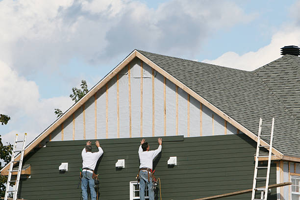 Professional Siding Contractor technician working in Hamden, CT